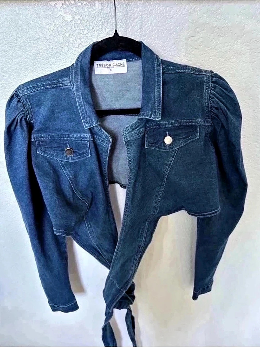 Tresor Cache Cropped Denim Jacket in Blue